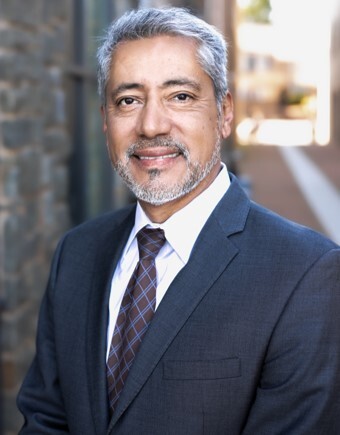 Dr. Luis Padilla headshot